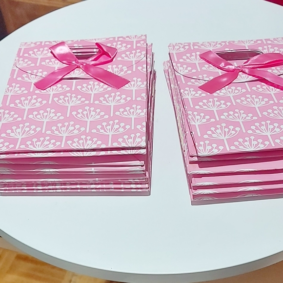 "Gift Bags" set of 18, 6.25" x 4.75" x 2.25" Pink Gift Bags For Small Gift Items - Picture 4 of 5